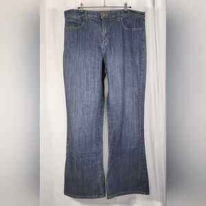 NYDJ Bootcut Jeans Women Size 14 Medium Wash Stretch Denim Lift Tuck Technology